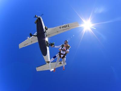 Tandem skydiving in Kastro near Athens Tandem skydiving in Kastro near Athens